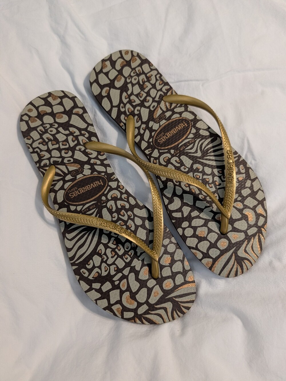 Havaianas Flip Flop Tong Style Sandals Gold Brown Animal Print Women's Size 9